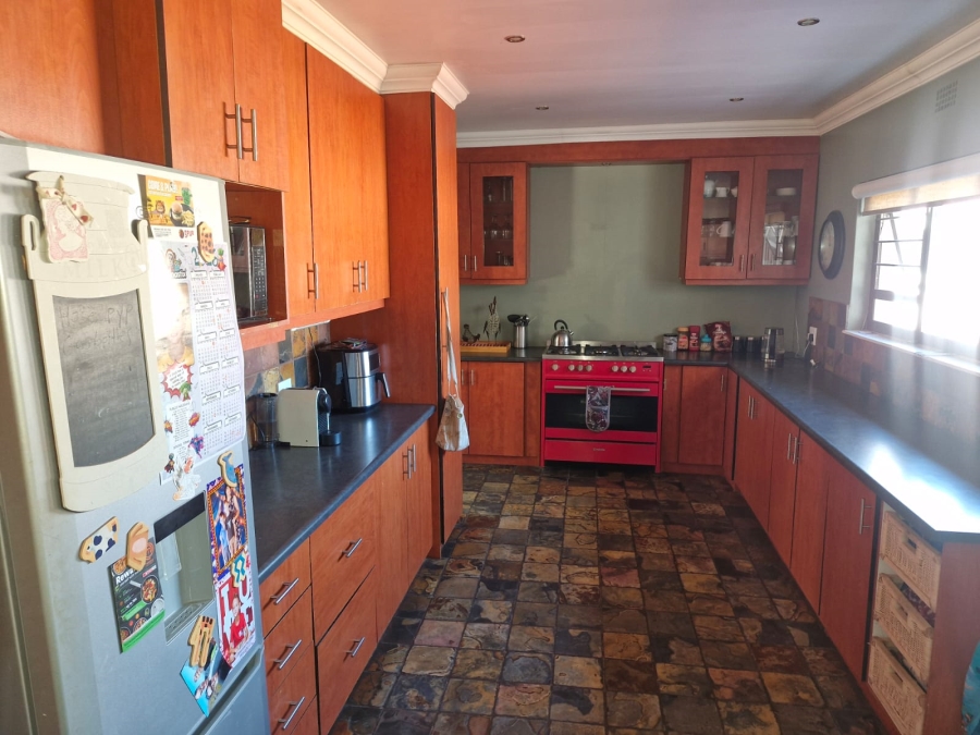 4 Bedroom Property for Sale in Riebeeckstad Free State
